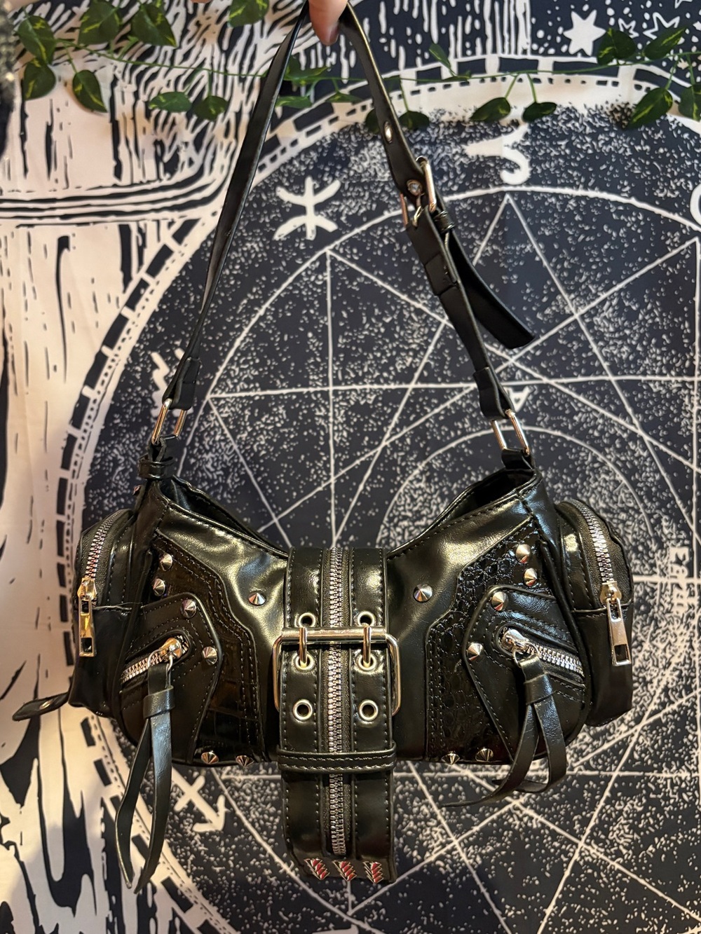 Y2K Black Shoulder Bag